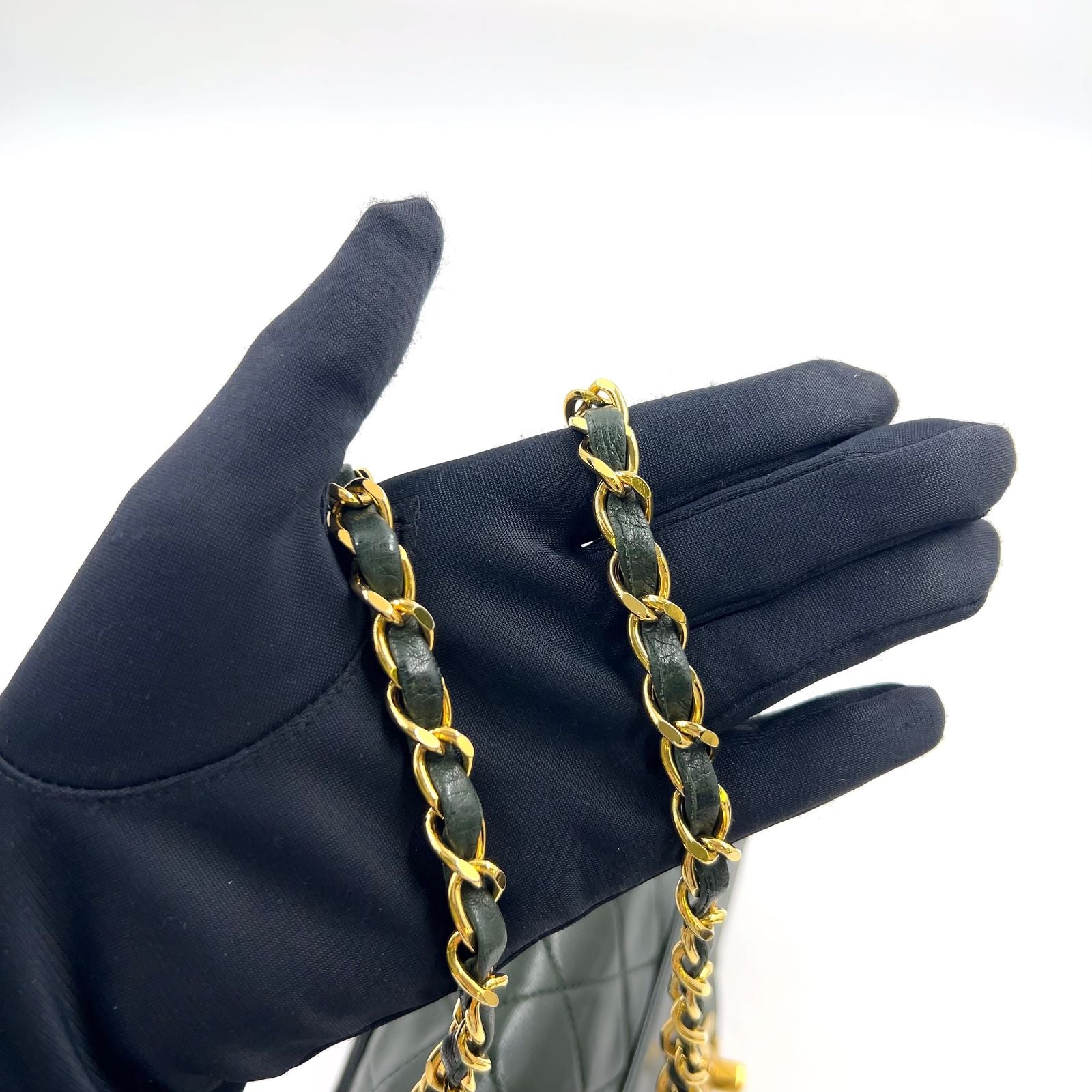 Chanel Quilted CC Logo Lambskin Dark Green Shoulder Bag Gold — view 5