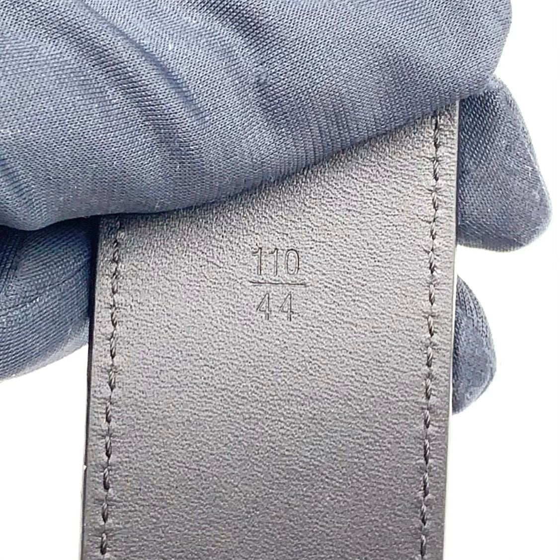 Louis Vuitton Ceinture LV Initial Leather Black Belt — view 3