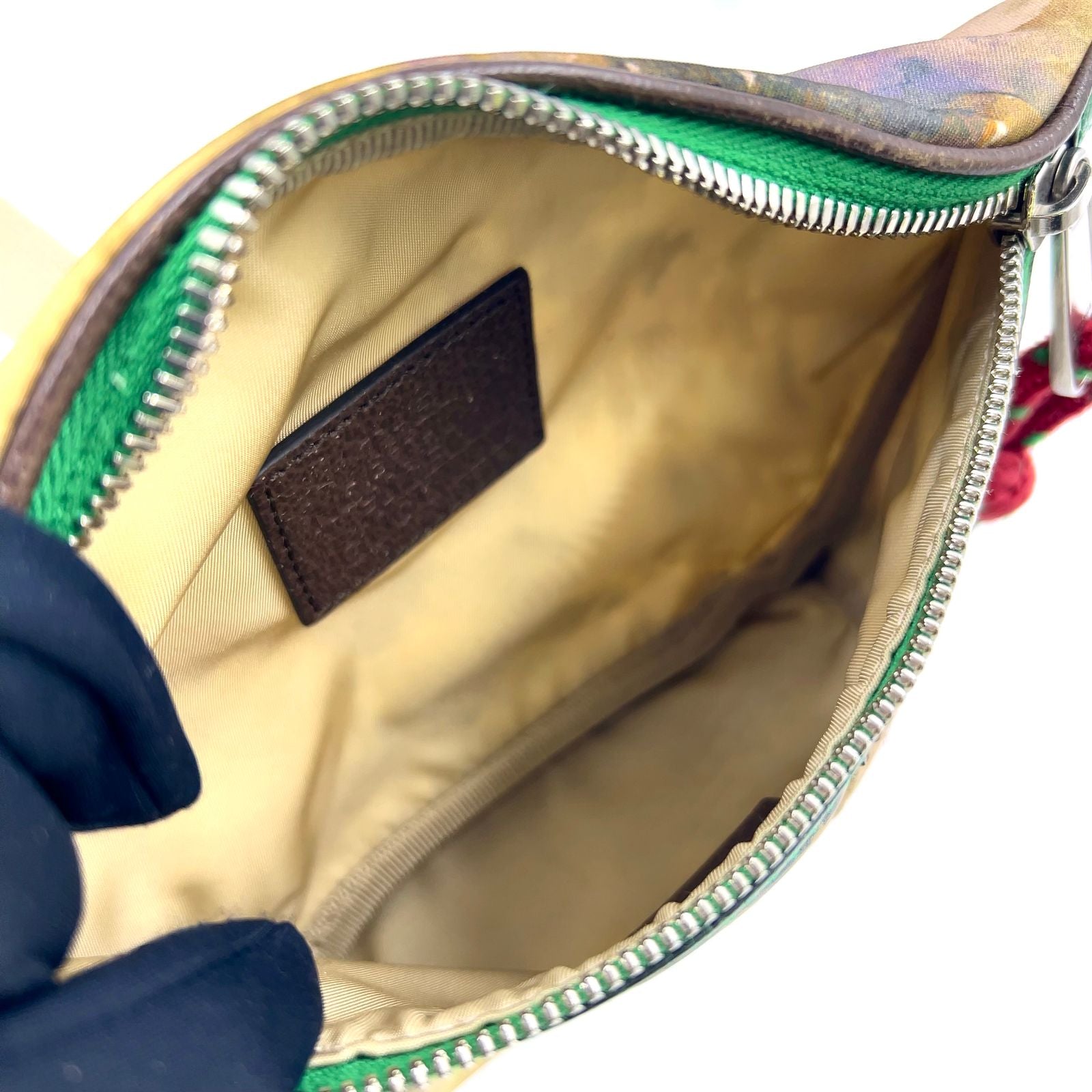 Gucci the North Face Leather Nylon Green Beige Belt Bag Silver — view 3
