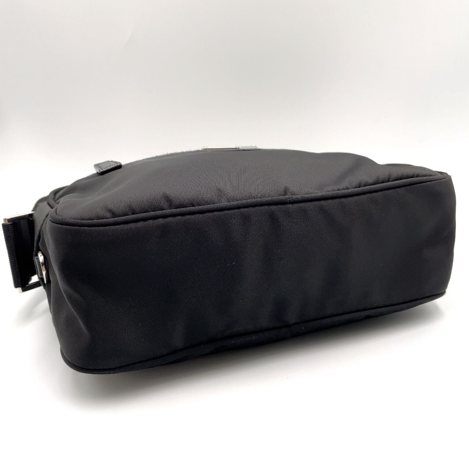 Prada Re-Nylon Black Shoulder Bag Silver — view 5