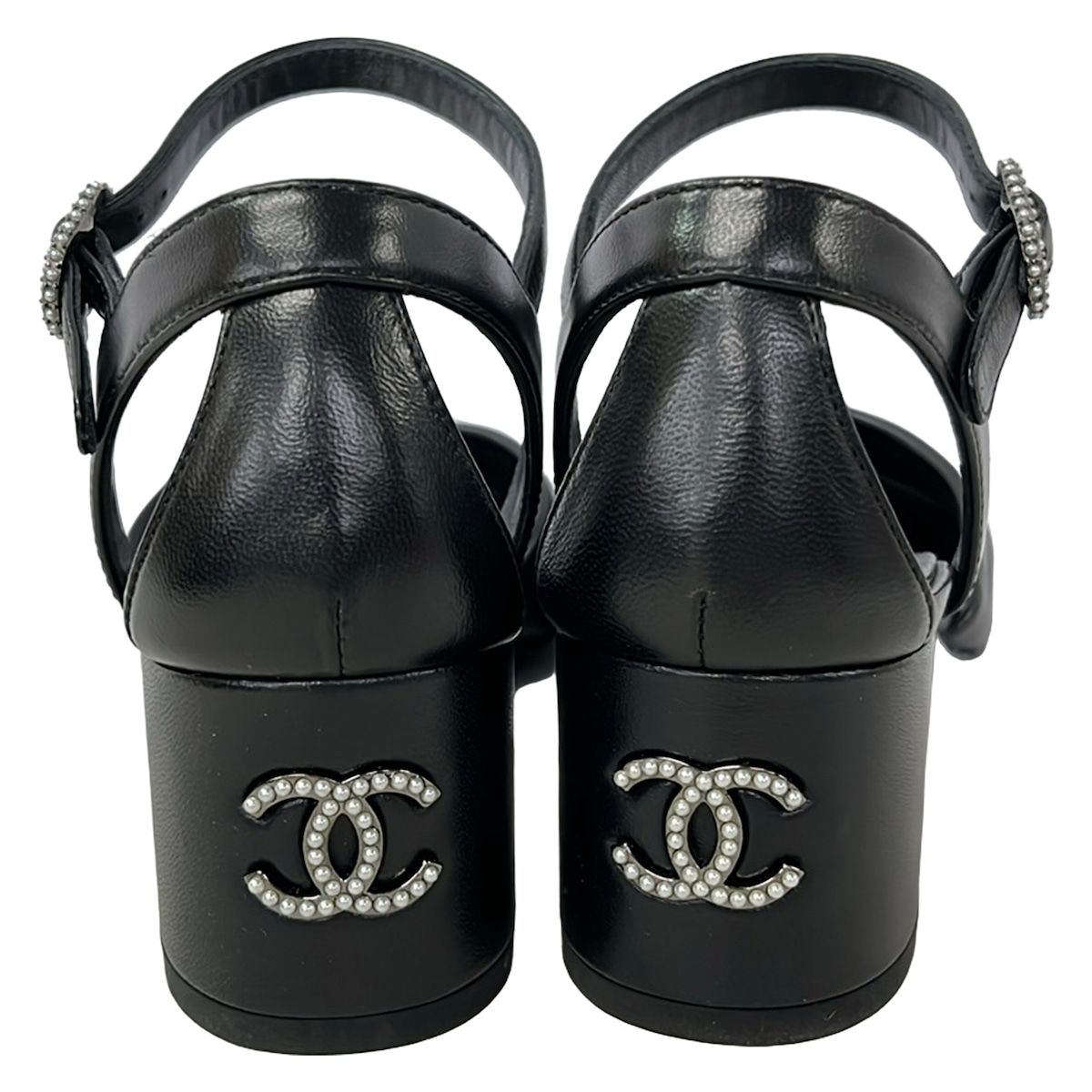 Chanel Sandals 35.5 C Black CC Logo Faux Pearl Leather — view 3