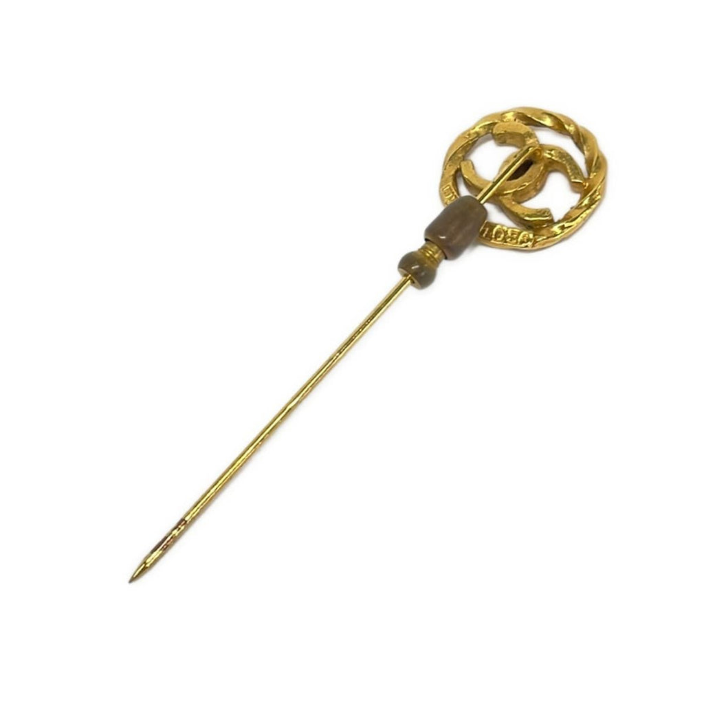Chanel Brooch Gold Pin CC Logo — view 2