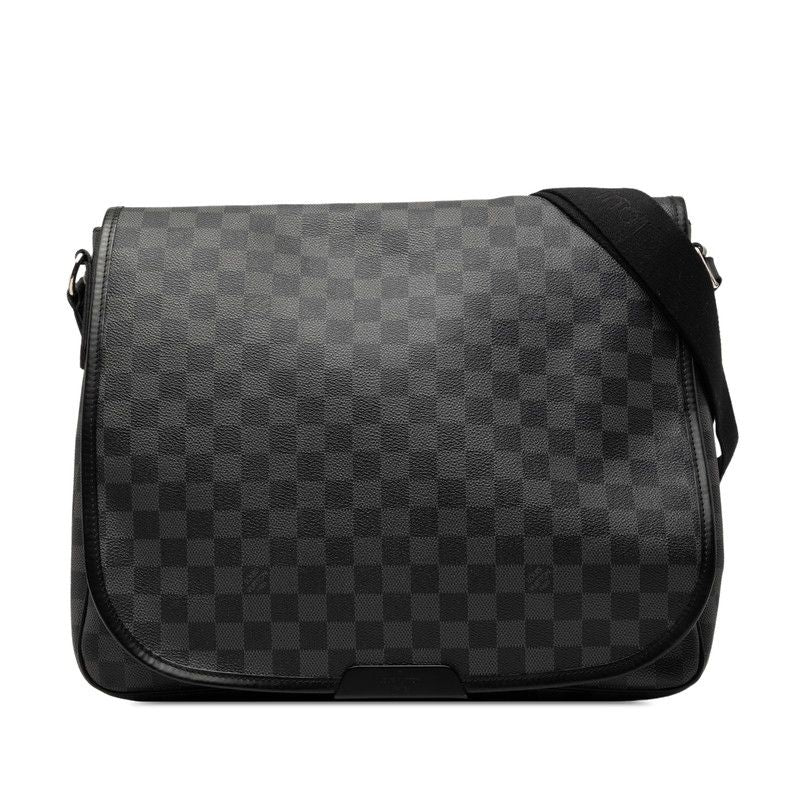 Louis Vuitton Damier Graphite Daniel MM Crossbody Shoulder Bag Black Leather