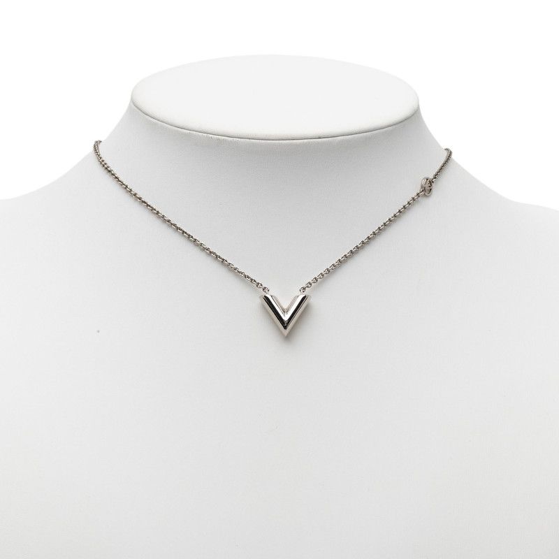 Louis Vuitton Essential Necklace Silver Metal — view 7