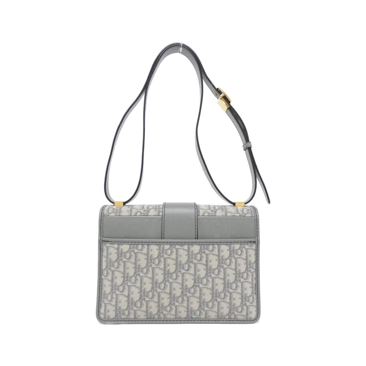Dior Oblique 30 Montaigne Shoulder — view 2