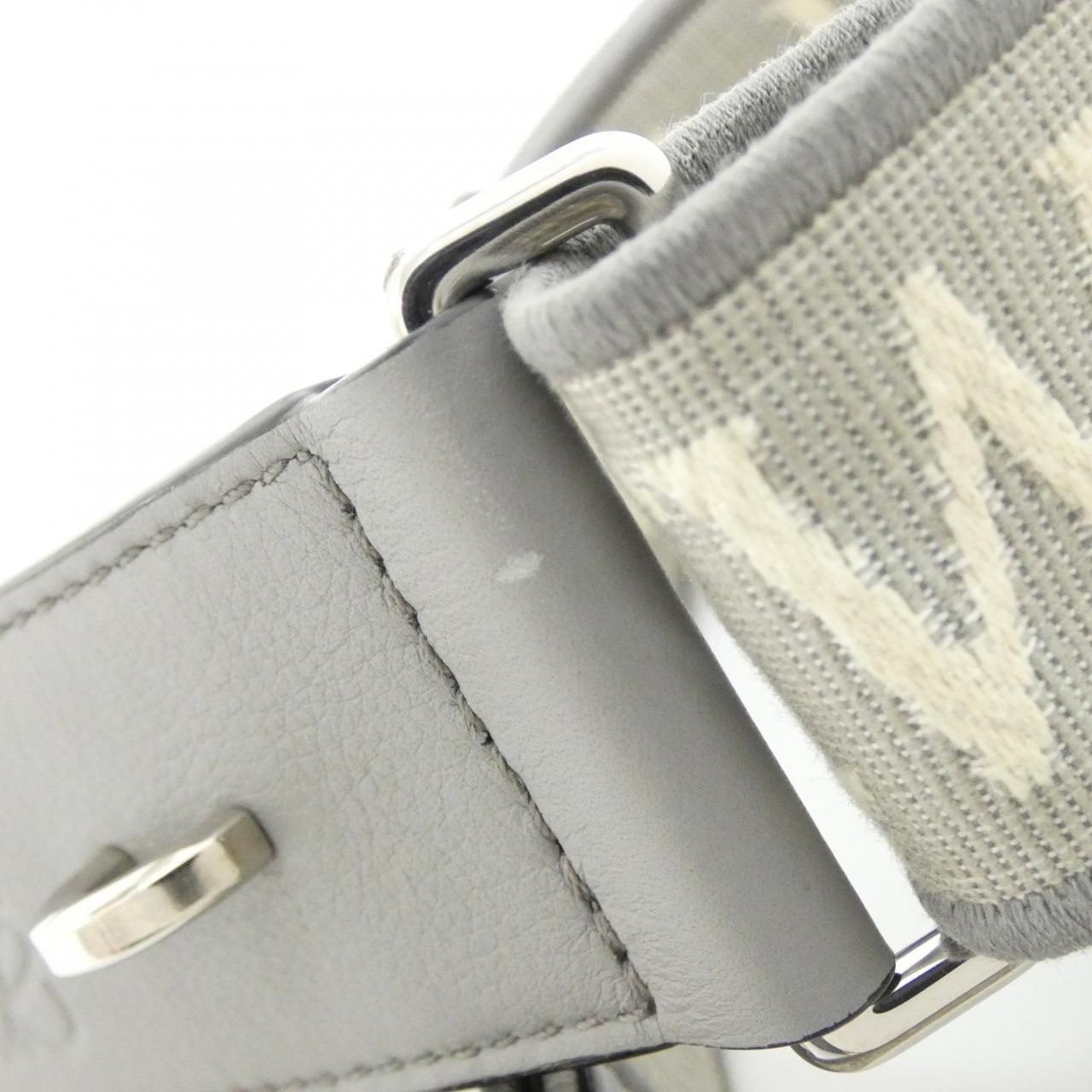 Loewe Strap Shoulder — view 4