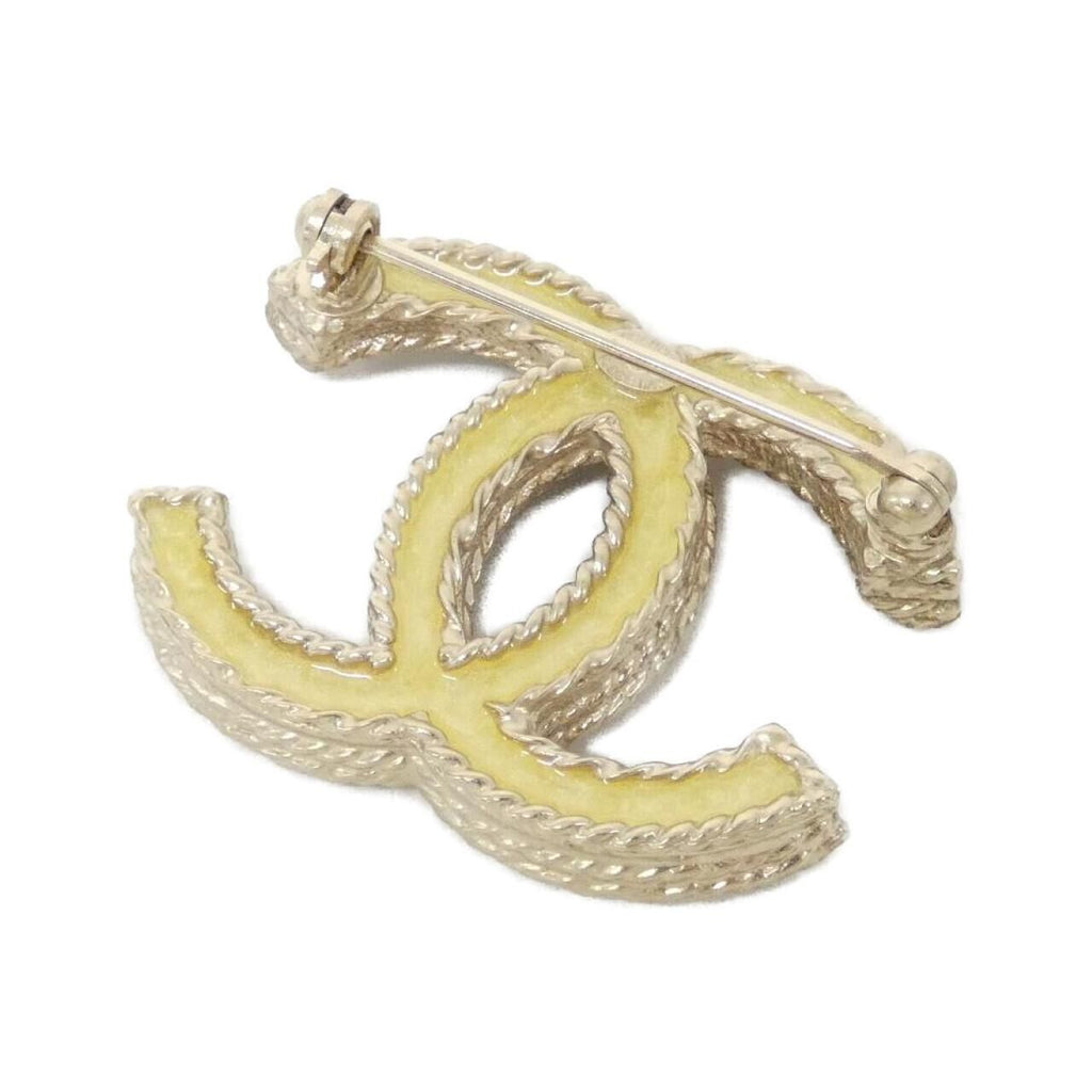Chanel Brooch Gold — view 2