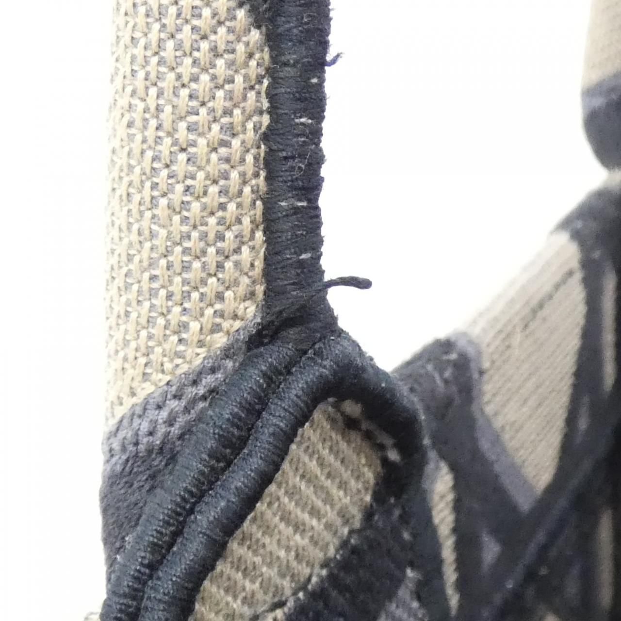 Dior Book Tote Small — view 7