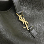 Saint Laurent le 5 a 7 Bea Aaduu — view 6