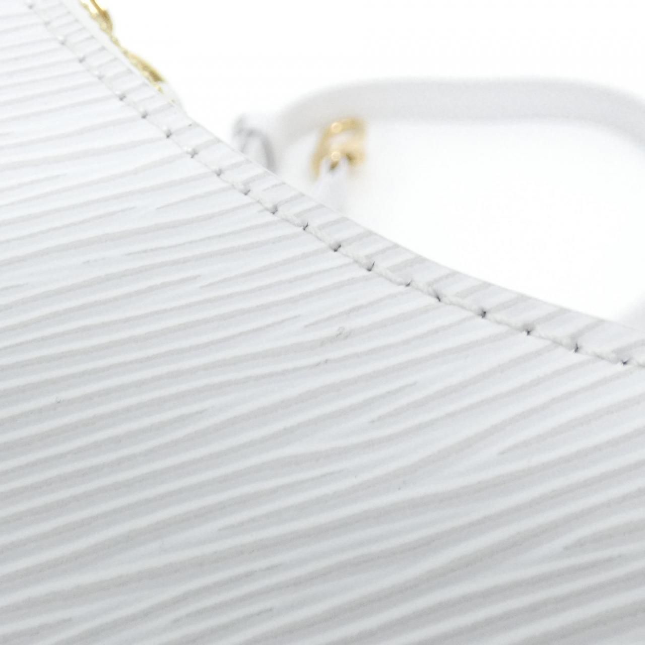 Louis Vuitton Epi Marais Rini Shoulder — view 4