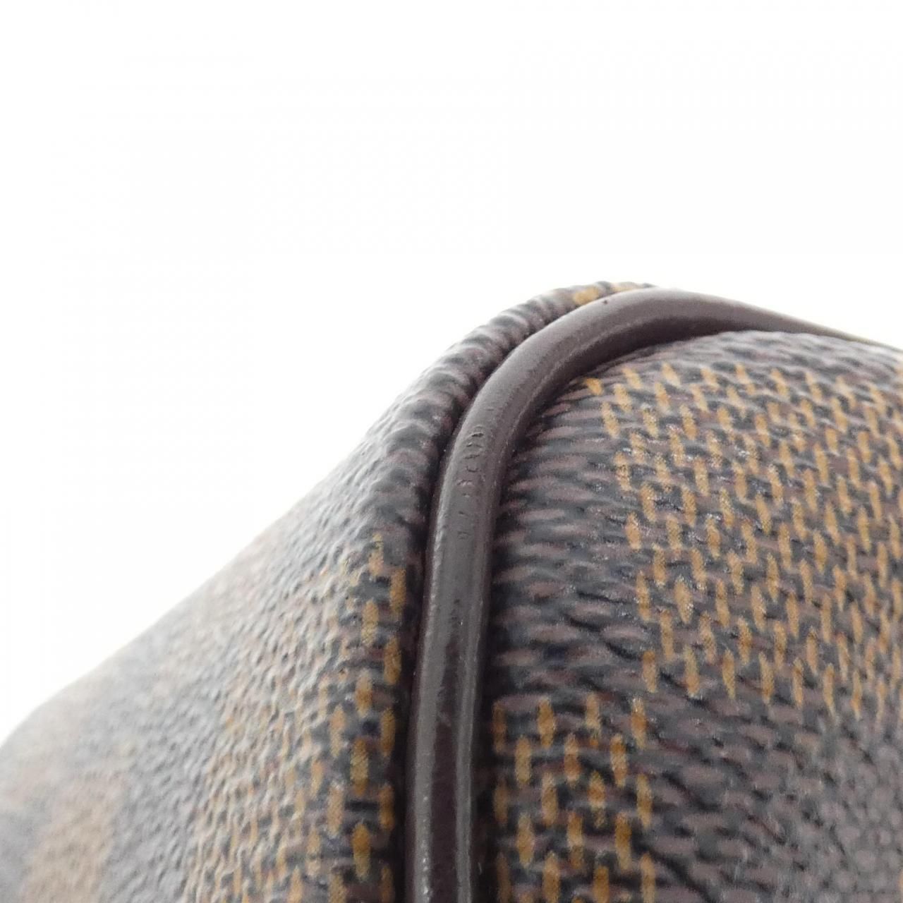 Louis Vuitton Damier Ravello GM Shoulder — view 3