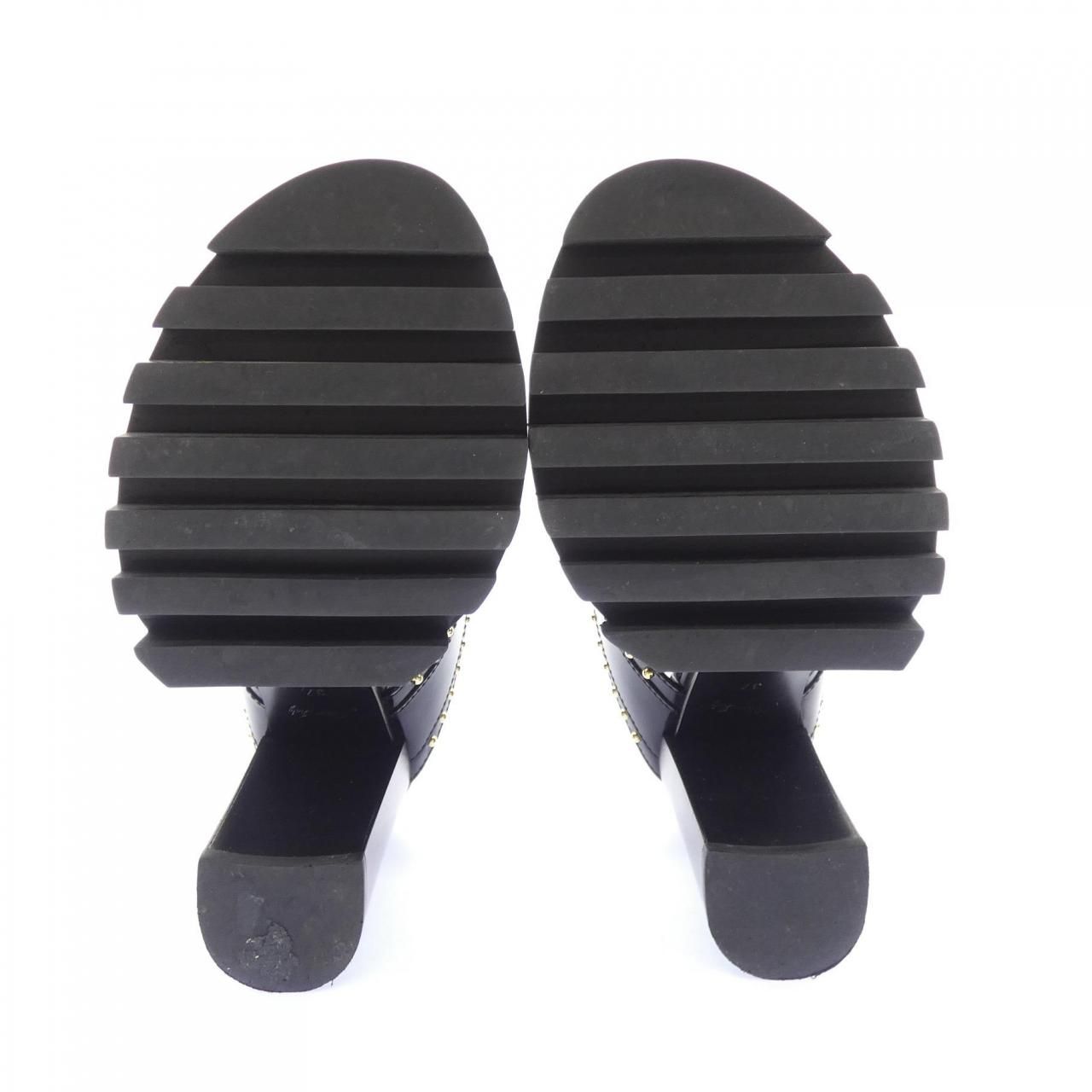 Louis Vuitton Star Trail Line Sandals — view 4