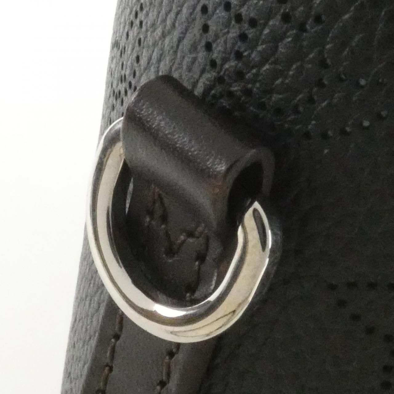 Louis Vuitton Mahina Hina PM — view 5