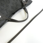 Louis Vuitton Mahina Hina PM — view 6