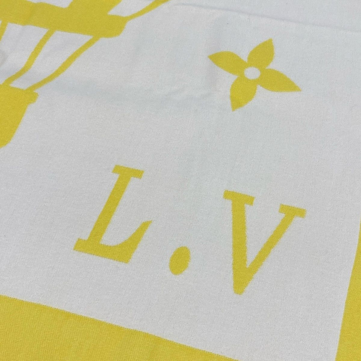 Louis Vuitton Yellow Ivory Balloon Wool Silk Shoulder — view 5