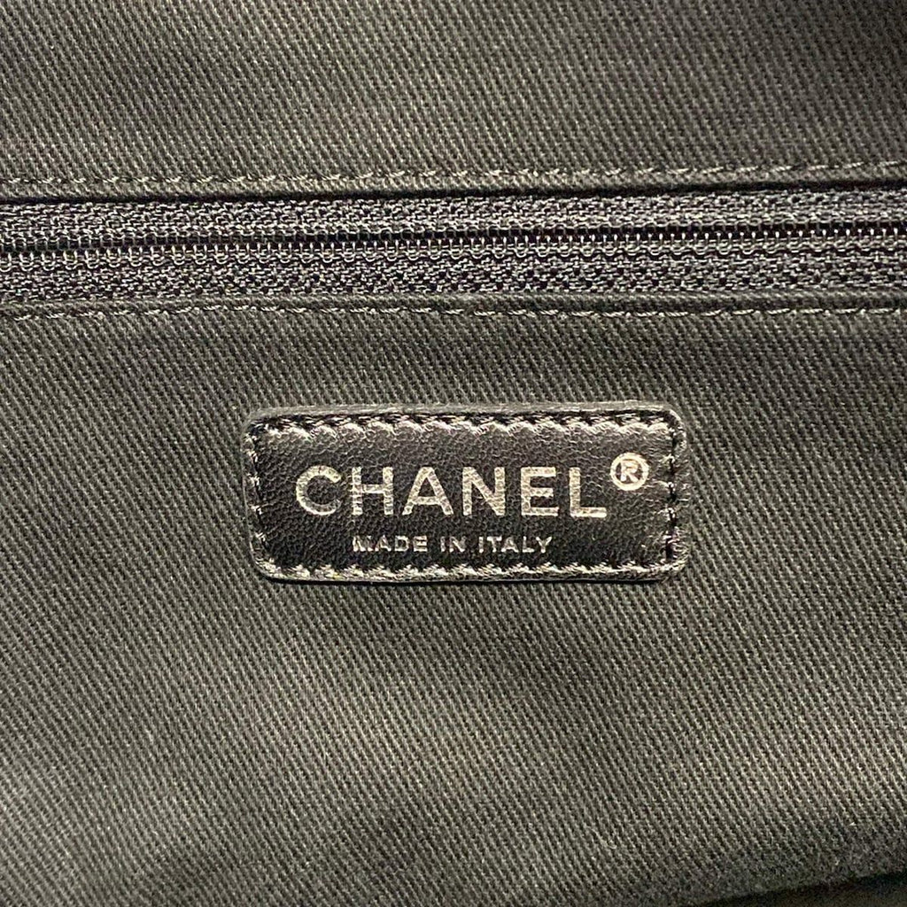 Chanel Tote Paris New York Line Black Silver Leather — view 9