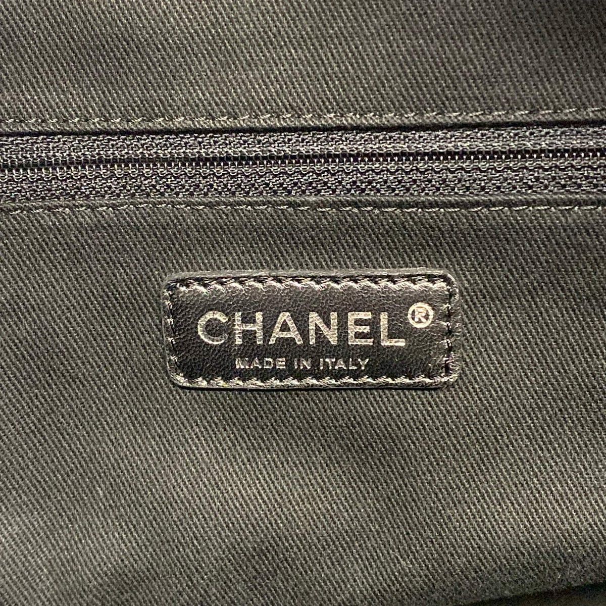 Chanel Tote Paris New York Line Black Silver Leather — view 9
