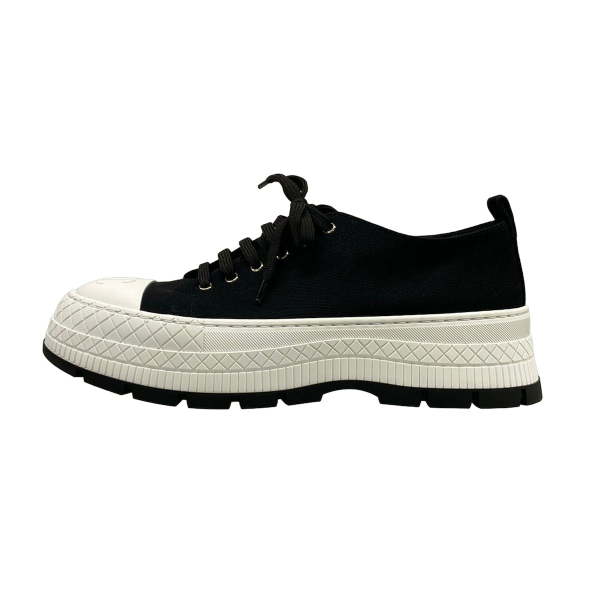 Chanel Sneakers 37 C Black White CC Logo Thick Sole