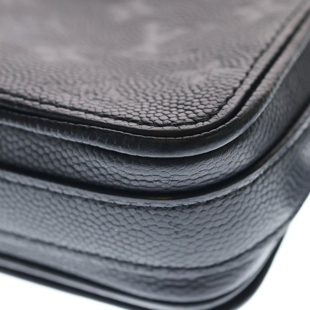 Louis Vuitton Monogram Studio Messenger Nba Collaboration Shoulder Bag Black — view 5
