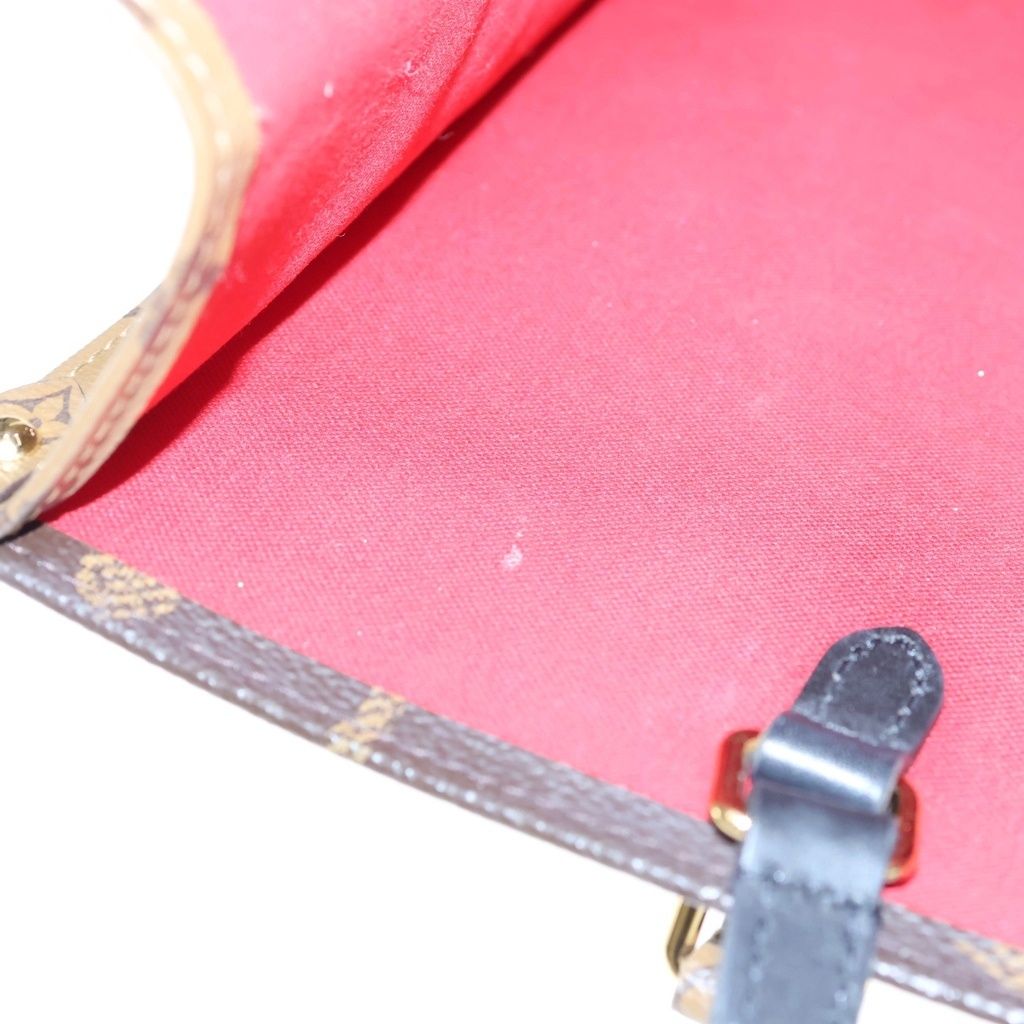 Louis Vuitton Monogram Giant Reverse On The Go MM 2-Way Tote — view 8