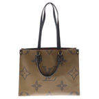 Louis Vuitton Monogram Giant Reverse On The Go MM 2-Way Tote — view 2