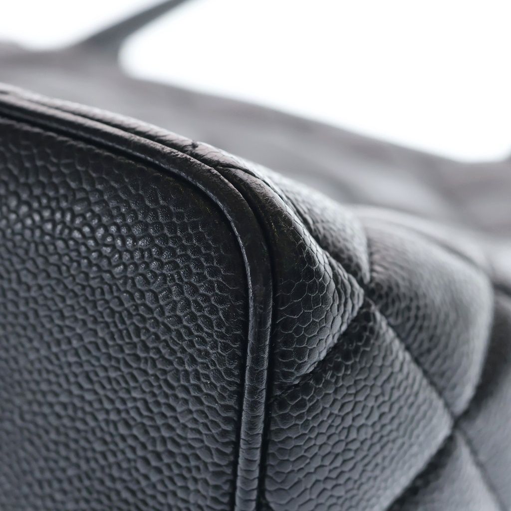 Chanel Reissue Tote CC Logo Black Caviar Leather Silver — view 5
