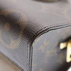 Louis Vuitton Monogram Giant Reverse On The Go East West 2-Way Shoulder — view 5
