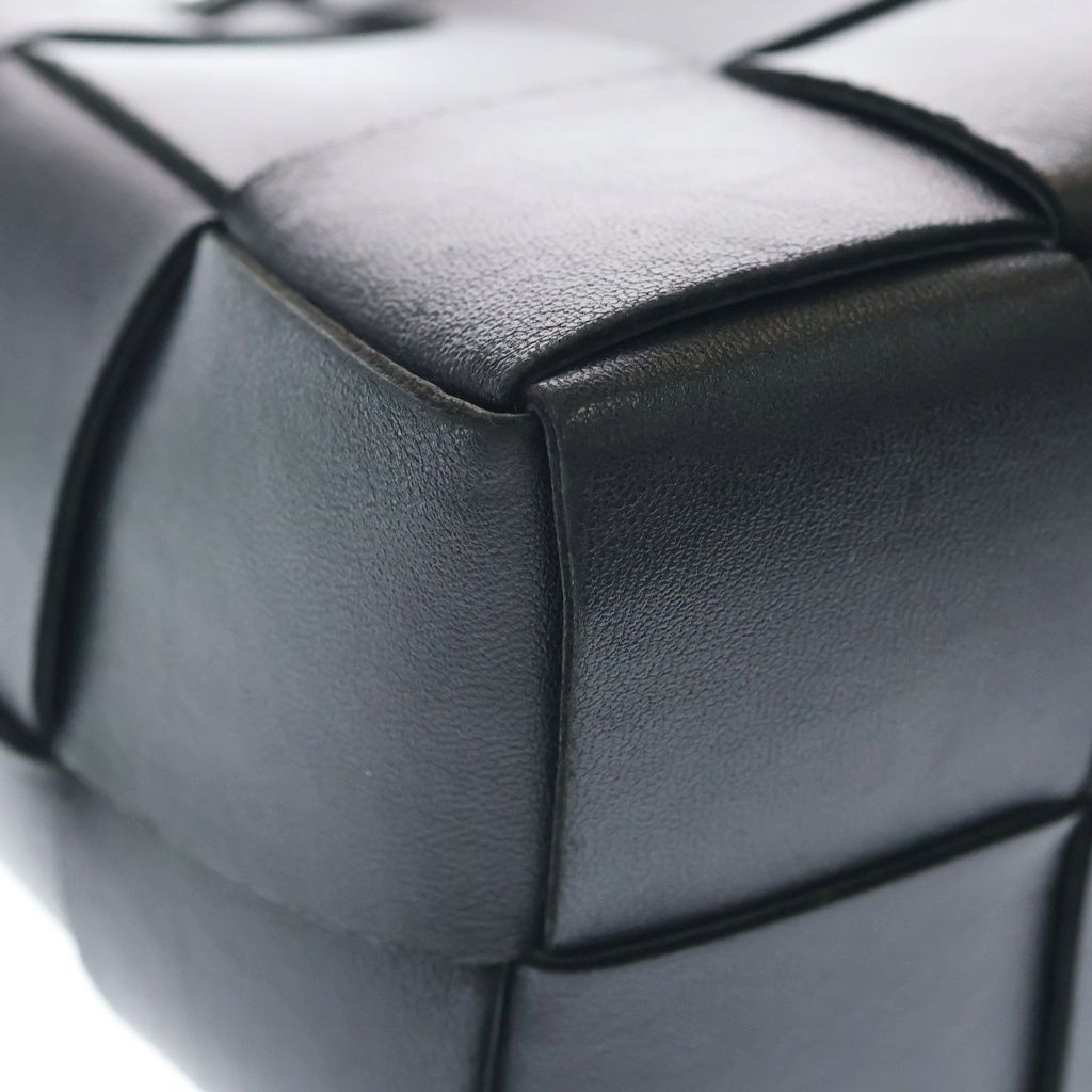 Bottega Veneta Maxi Intrecciato Cassette Mini Bucket Shoulder Bag Leather Black — view 5