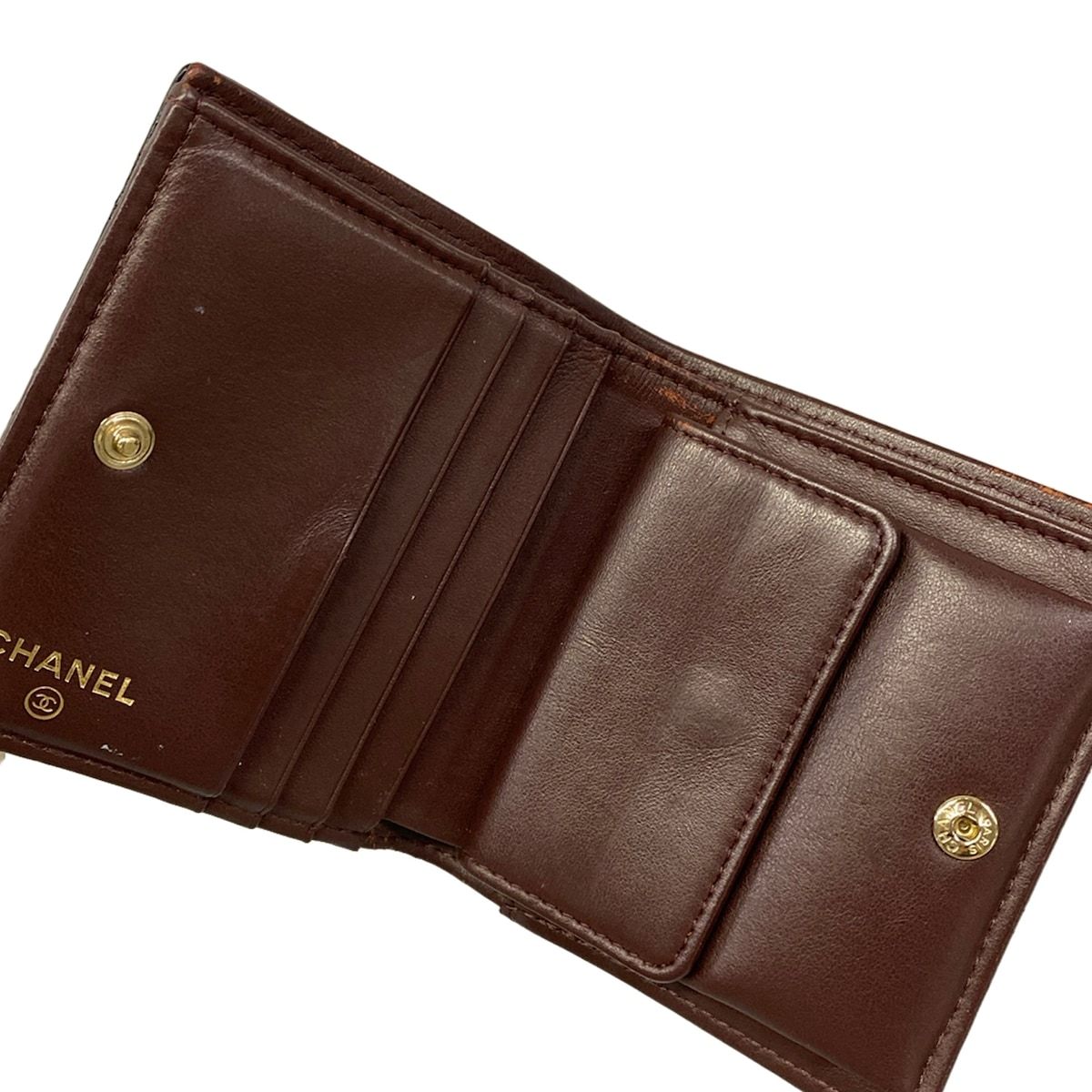 Chanel Bifold Wallet Quilted Black Gold — view 3