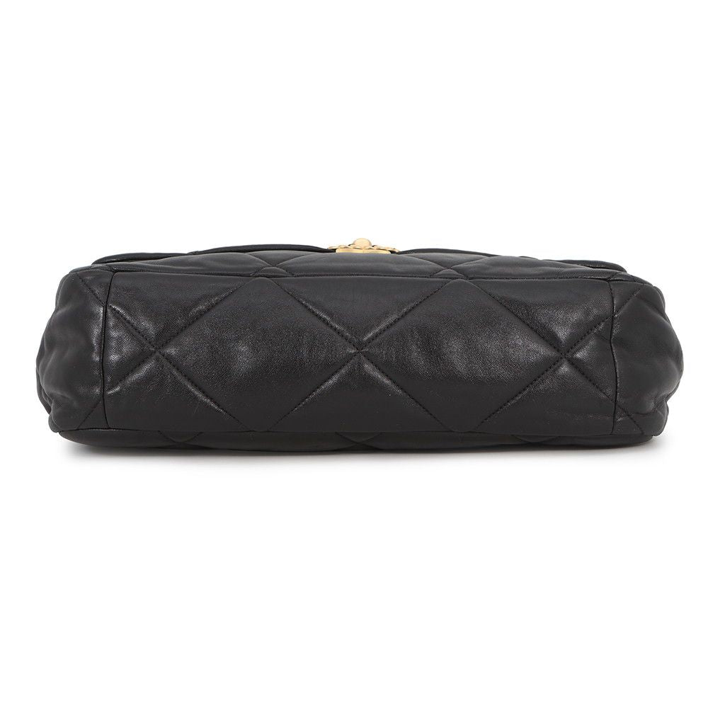 Chanel Chain Shoulder Bag 19 Dizeneuf CC Logo Maxi Shiny Lambskin 2-Way Black — view 3