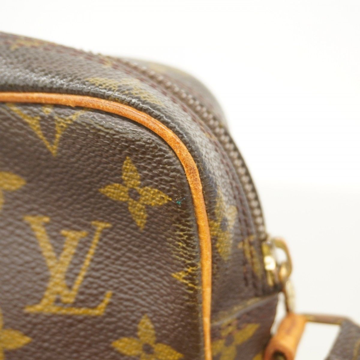 Louis Vuitton Shoulder Bag Monogram Amazon Brown — view 6