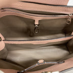 Louis Vuitton Handbag Taurillon Capucines MM Magnolia 2-Way — view 4