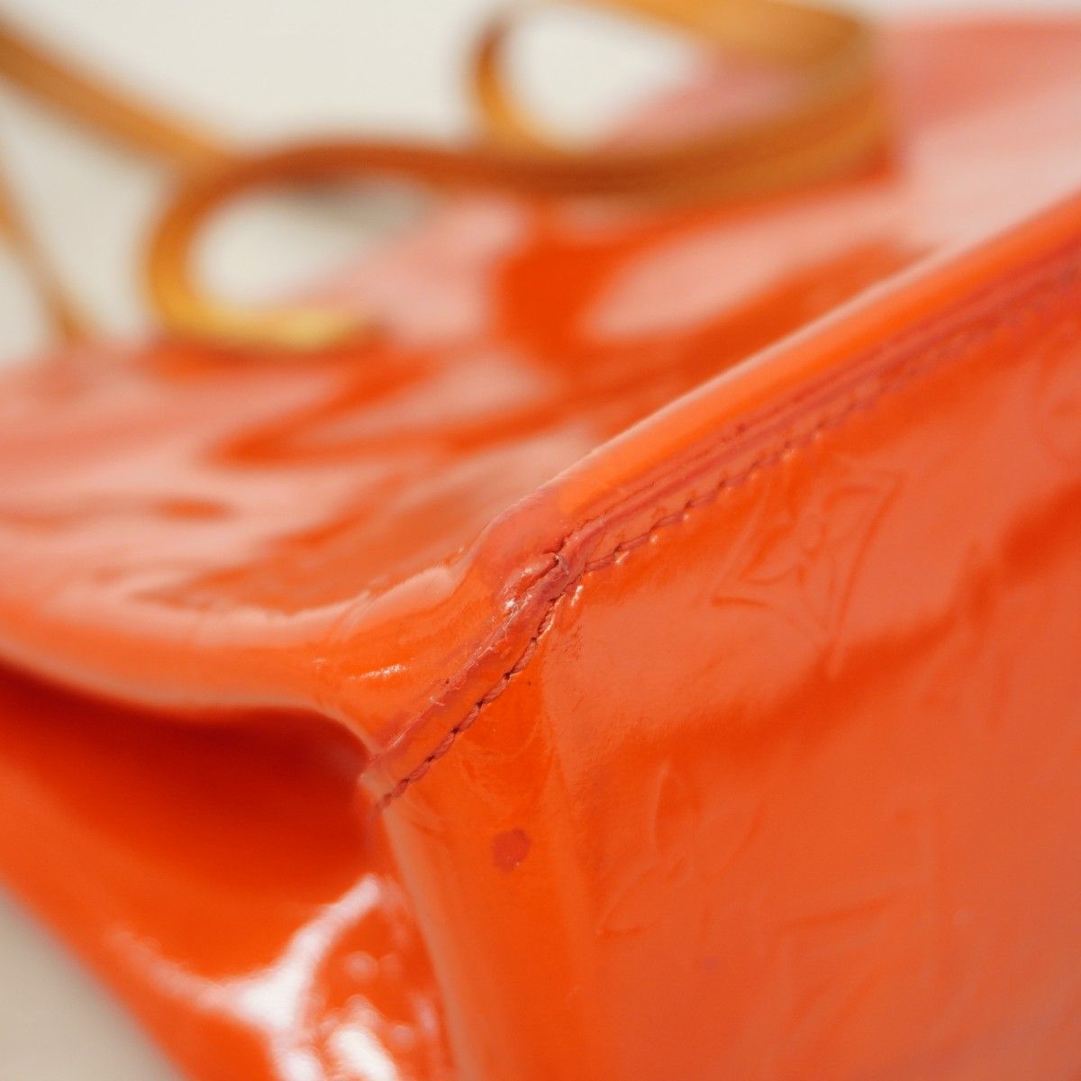 Louis Vuitton Handbag Vernis Reed PM Rouge — view 7