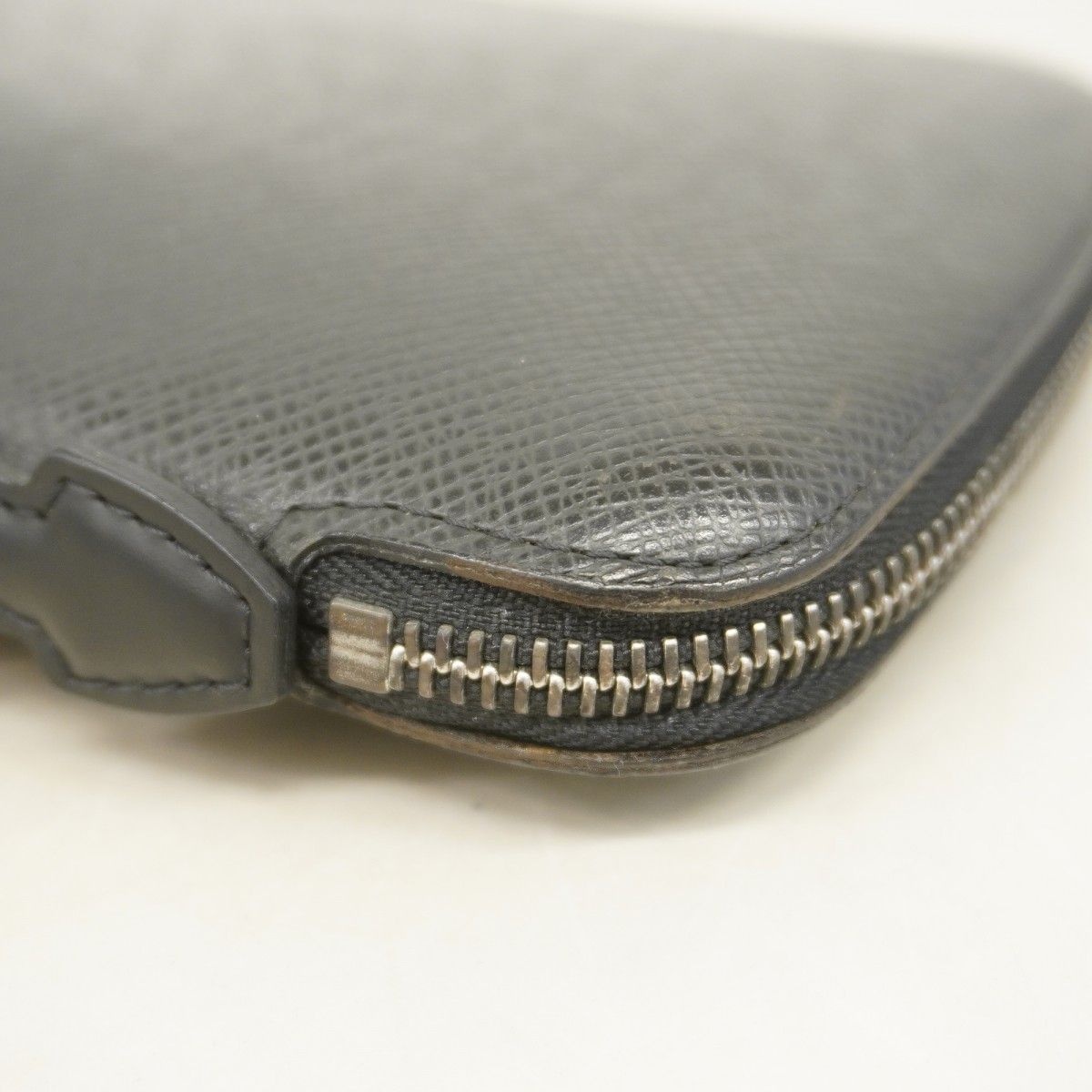 Louis Vuitton Wallet Taiga Organizer Atoll Ardoise — view 8