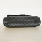 Louis Vuitton Shoulder Bag Damier Graphite District MM Gray Black — view 3