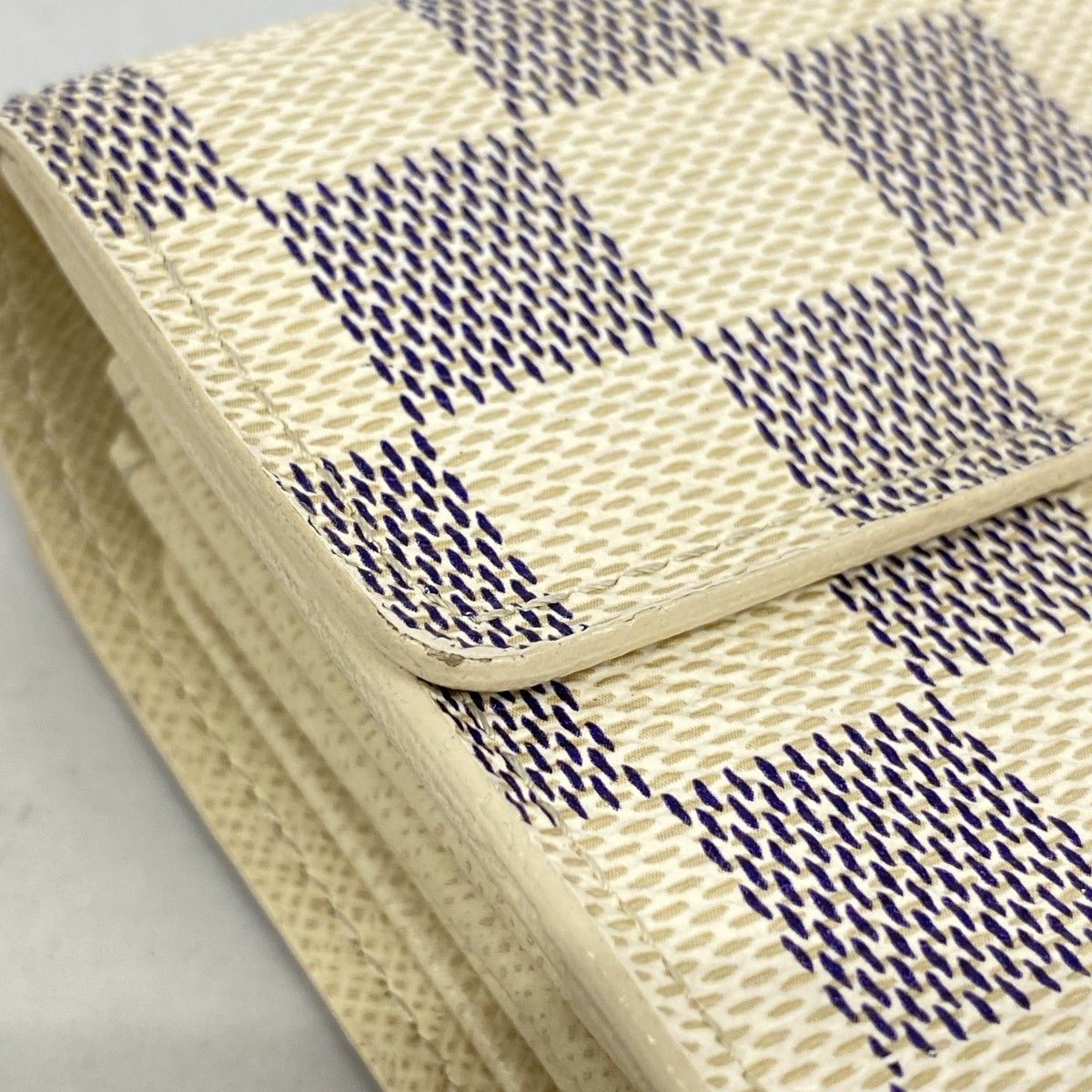 Louis Vuitton Trifold Wallet Damier Azur Portefeuille Alexandra White — view 8