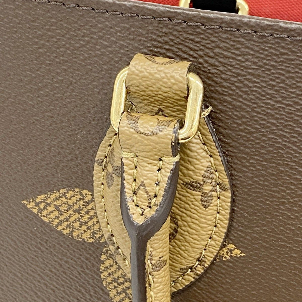 Louis Vuitton Tote Monogram Giant Reverse On The Go MM Brown 2-Way — view 7