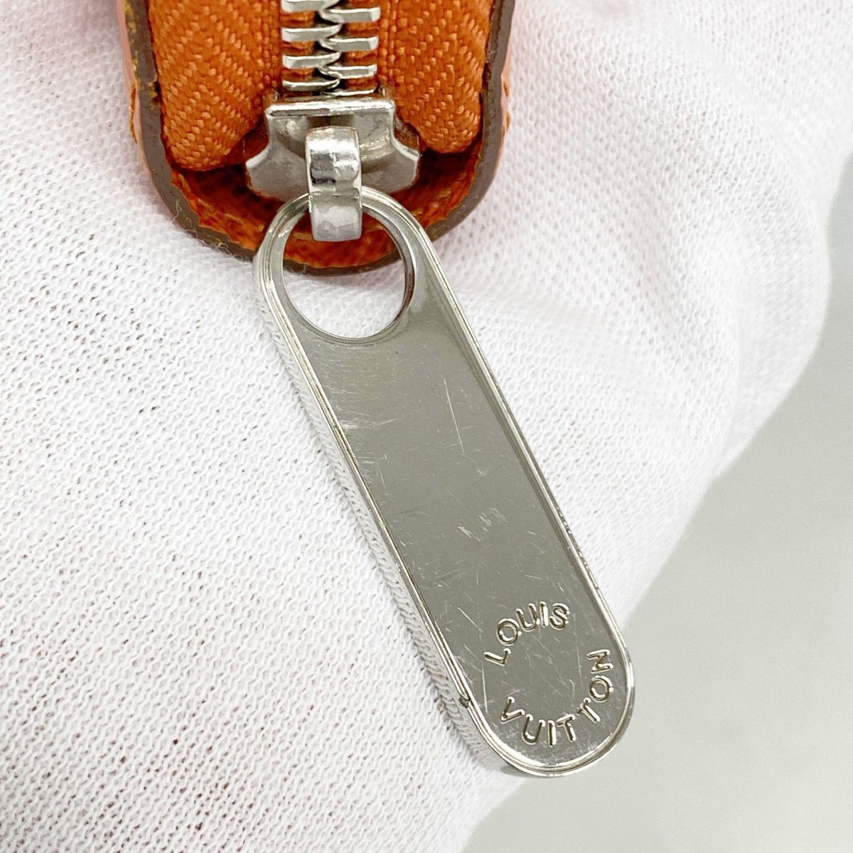 Louis Vuitton Wallet Epi Zippy Piment — view 6