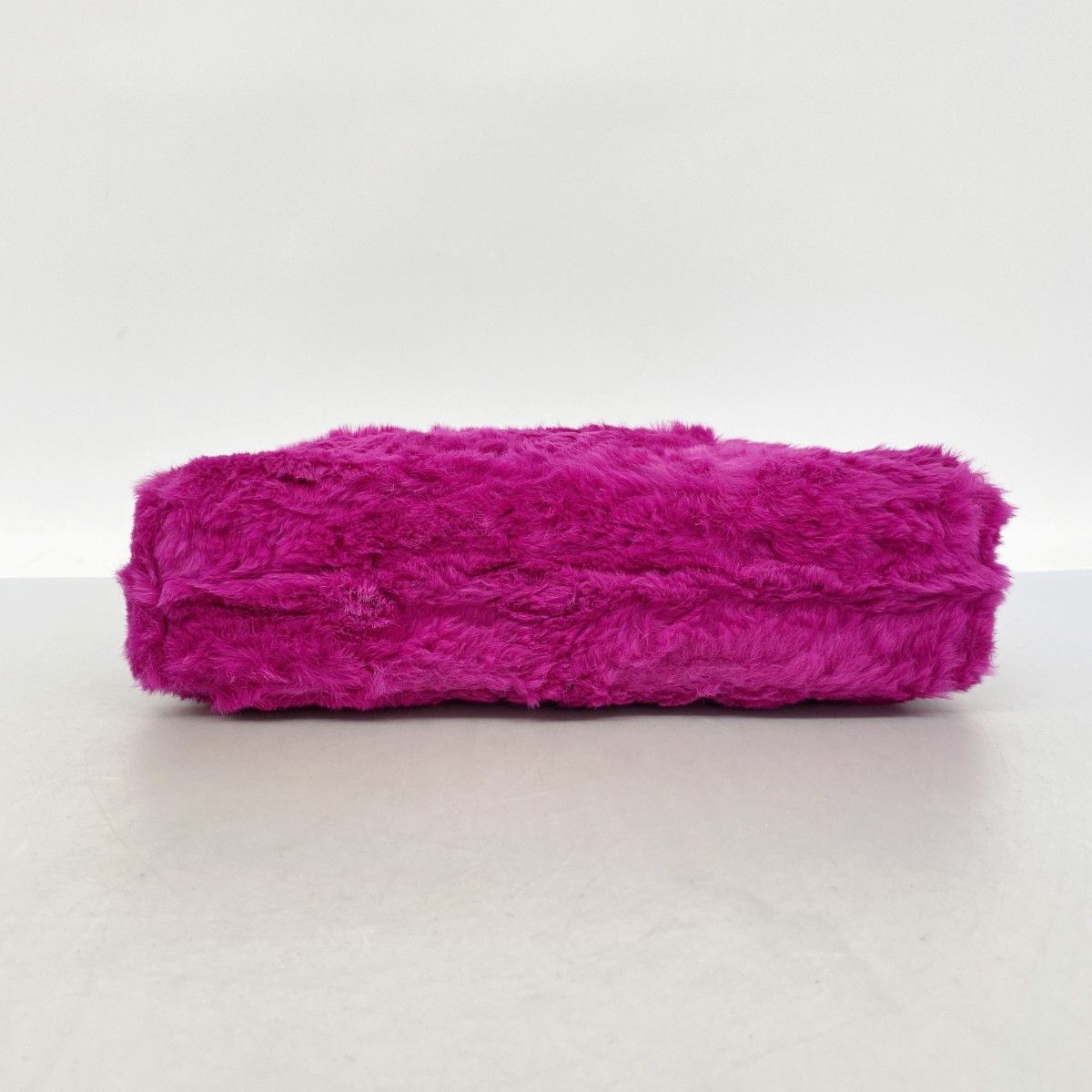 Chanel Shoulder Bag Fur Purple Gold — view 3