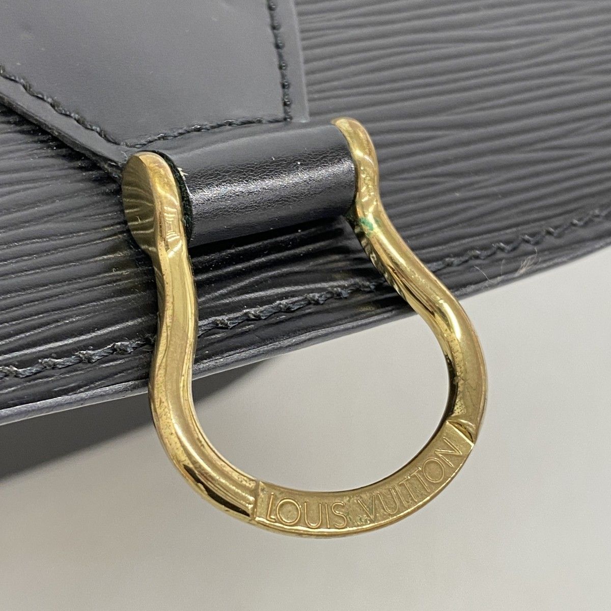 Louis Vuitton Shoulder Bag Epi Saint Cloud Noir — view 8