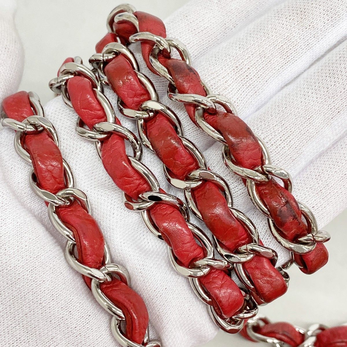 Chanel Shoulder Bag Stitch Chez Blanc Caviar Leather Red Silver — view 9