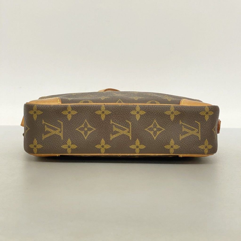 Louis Vuitton Shoulder Bag Monogram Trocadero 24 Brown — view 3