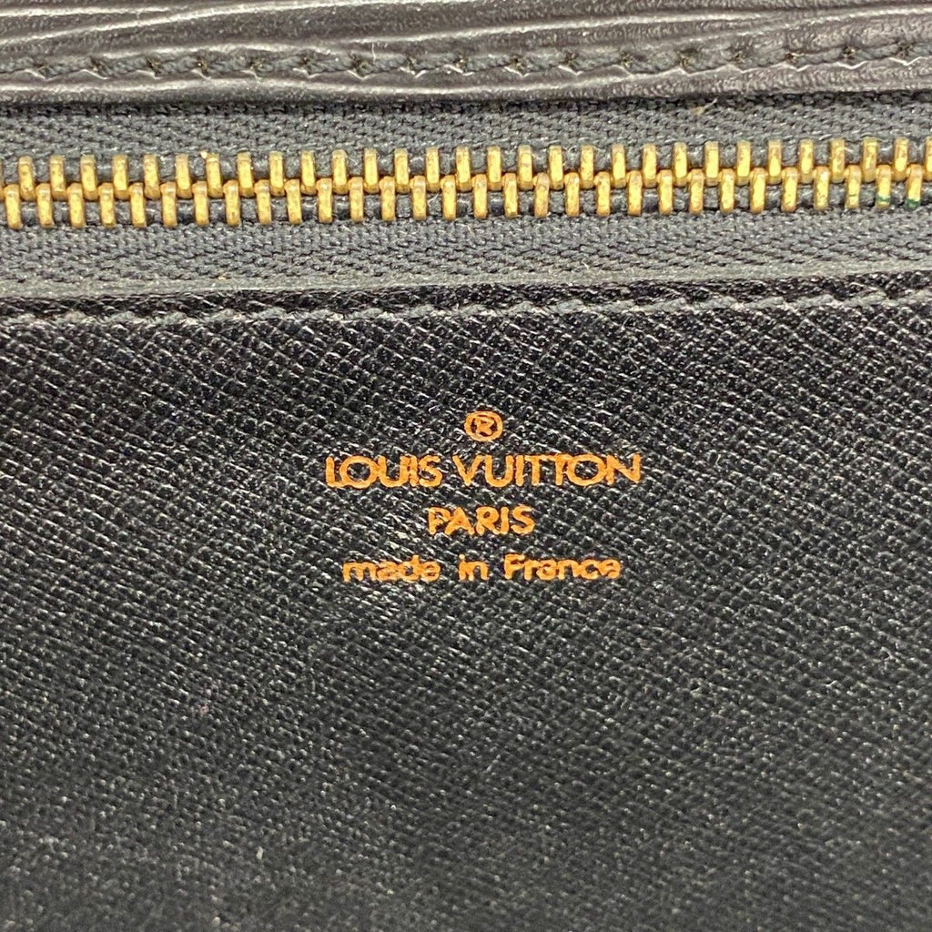 Louis Vuitton Clutch Epi Series Dragonne Noir — view 5