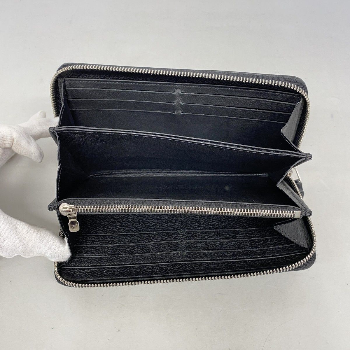 Louis Vuitton Wallet Zippy Lockme Noir — view 3