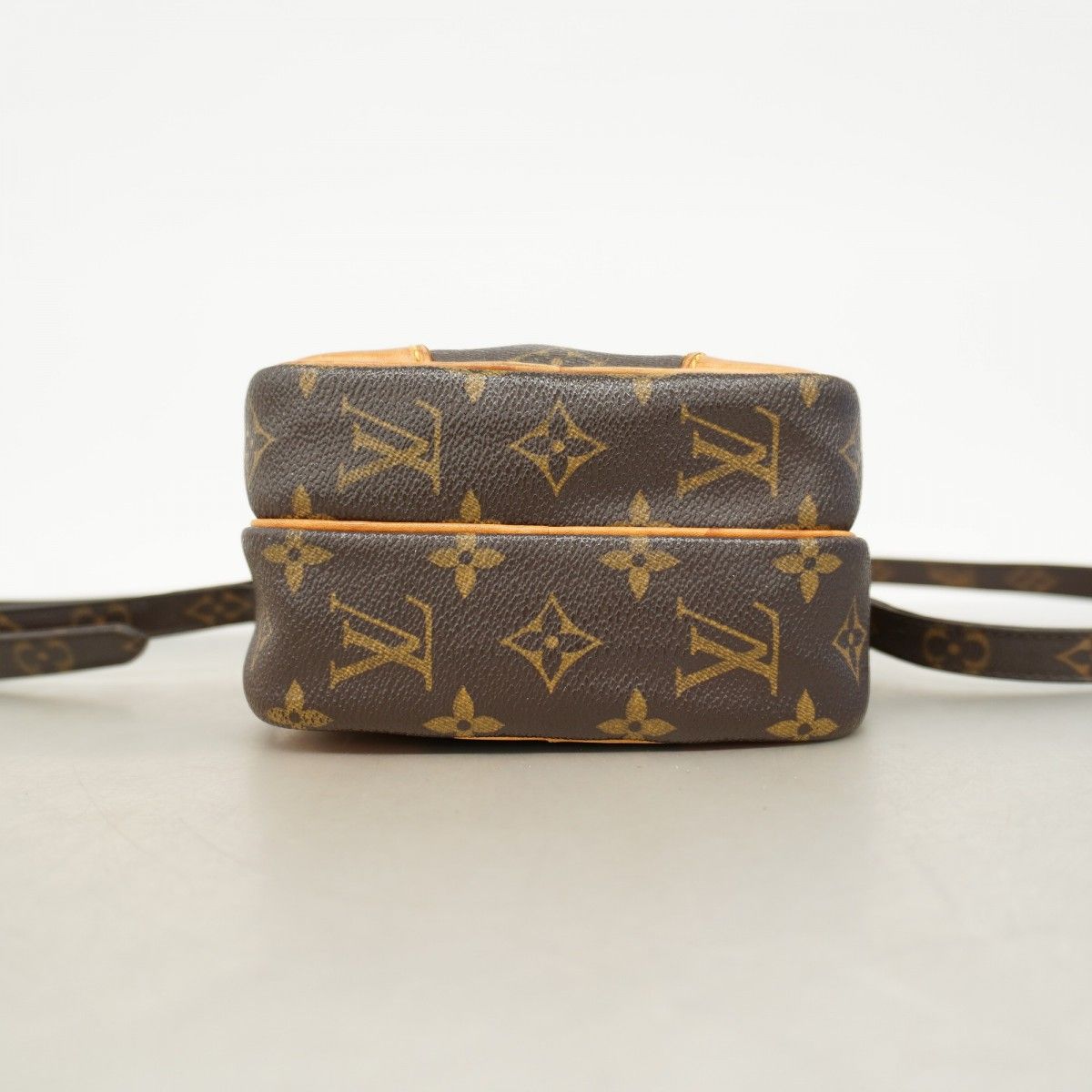 Louis Vuitton Shoulder Bag Monogram Amazon Brown — view 3