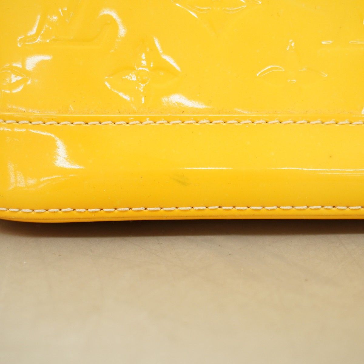 Louis Vuitton Handbag Vernis Alma BB Citrine 2-Way — view 7