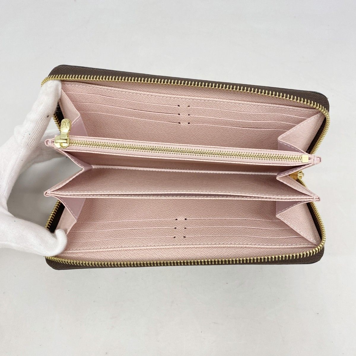 Louis Vuitton Wallet Monogram Zippy Rose Velours — view 3