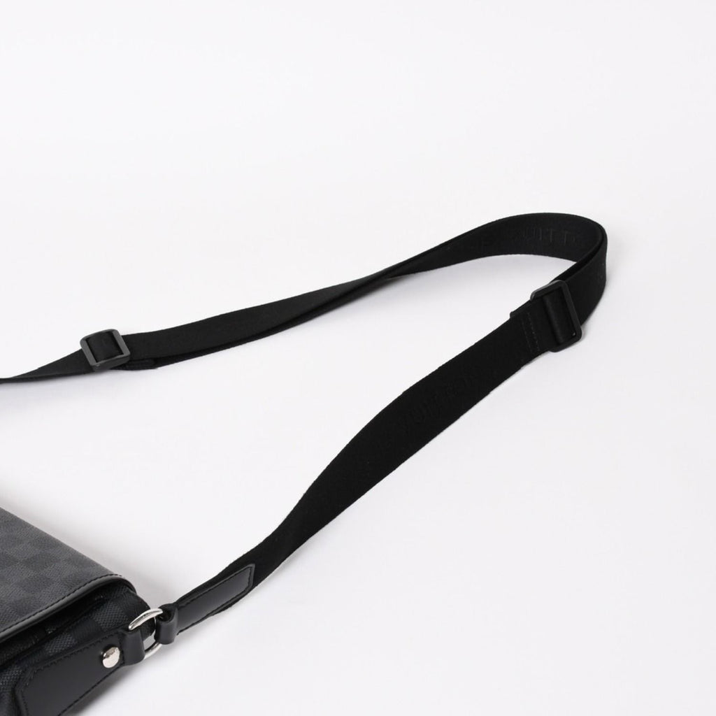 Louis Vuitton Daniel MM Shoulder Bag Damier Graphite Black Silver — view 5