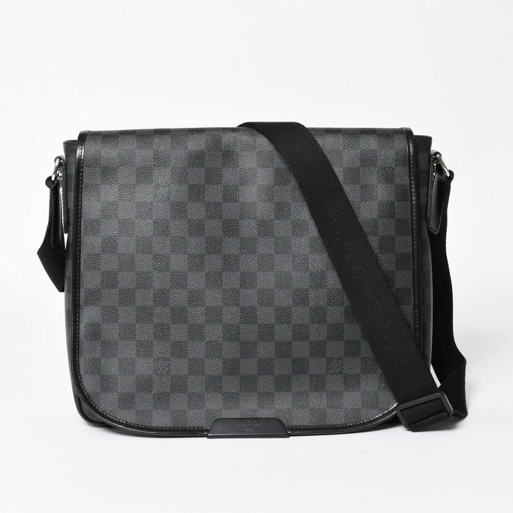 Louis Vuitton Daniel MM Shoulder Bag Damier Graphite Black Silver