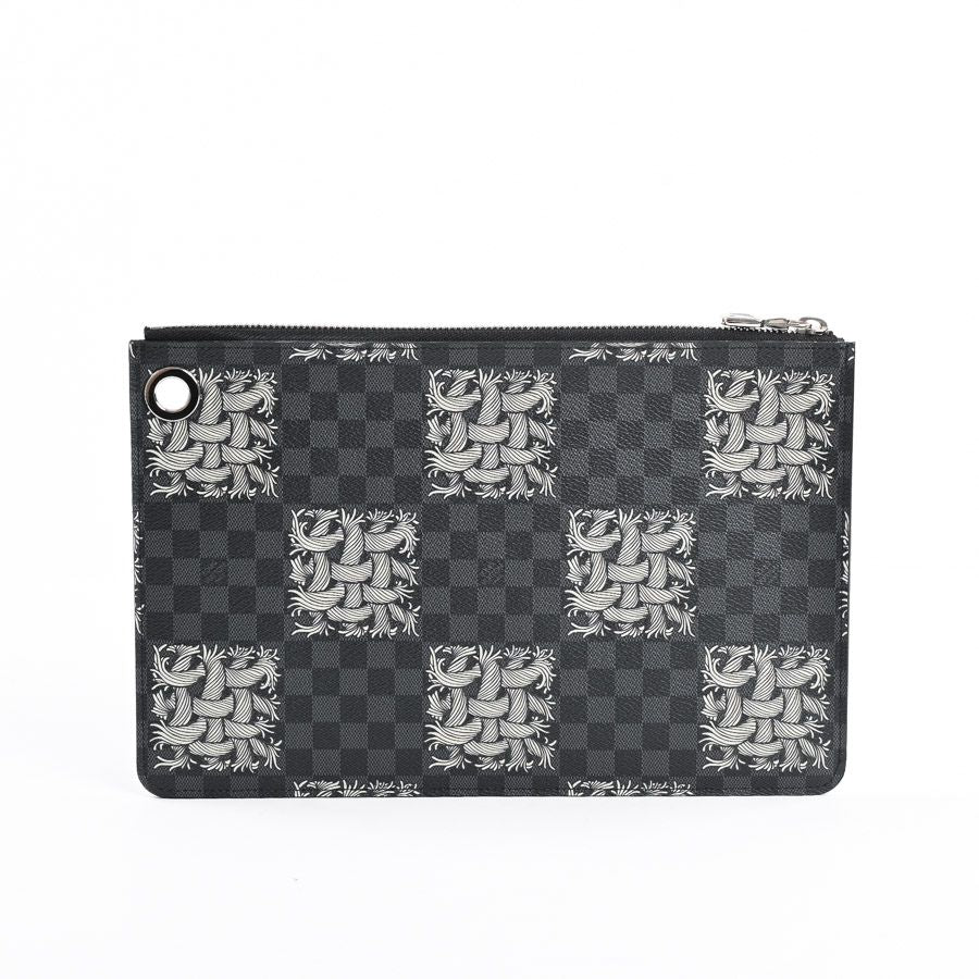 Louis Vuitton Clutch Pochette Jour PM — view 3